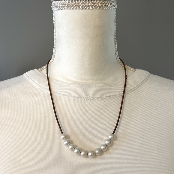Tahitian Pearl & Leather Cord Necklace/Bracelet - Picture 4 of 4